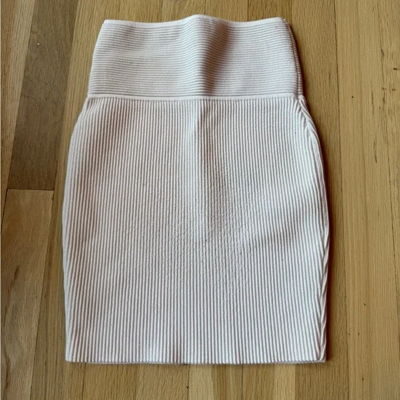 Aritzia Babaton White Ribbed Bodycon Skirt - Picture 2 of 3